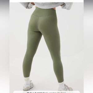 AERIE OFFLINE leggings size M green